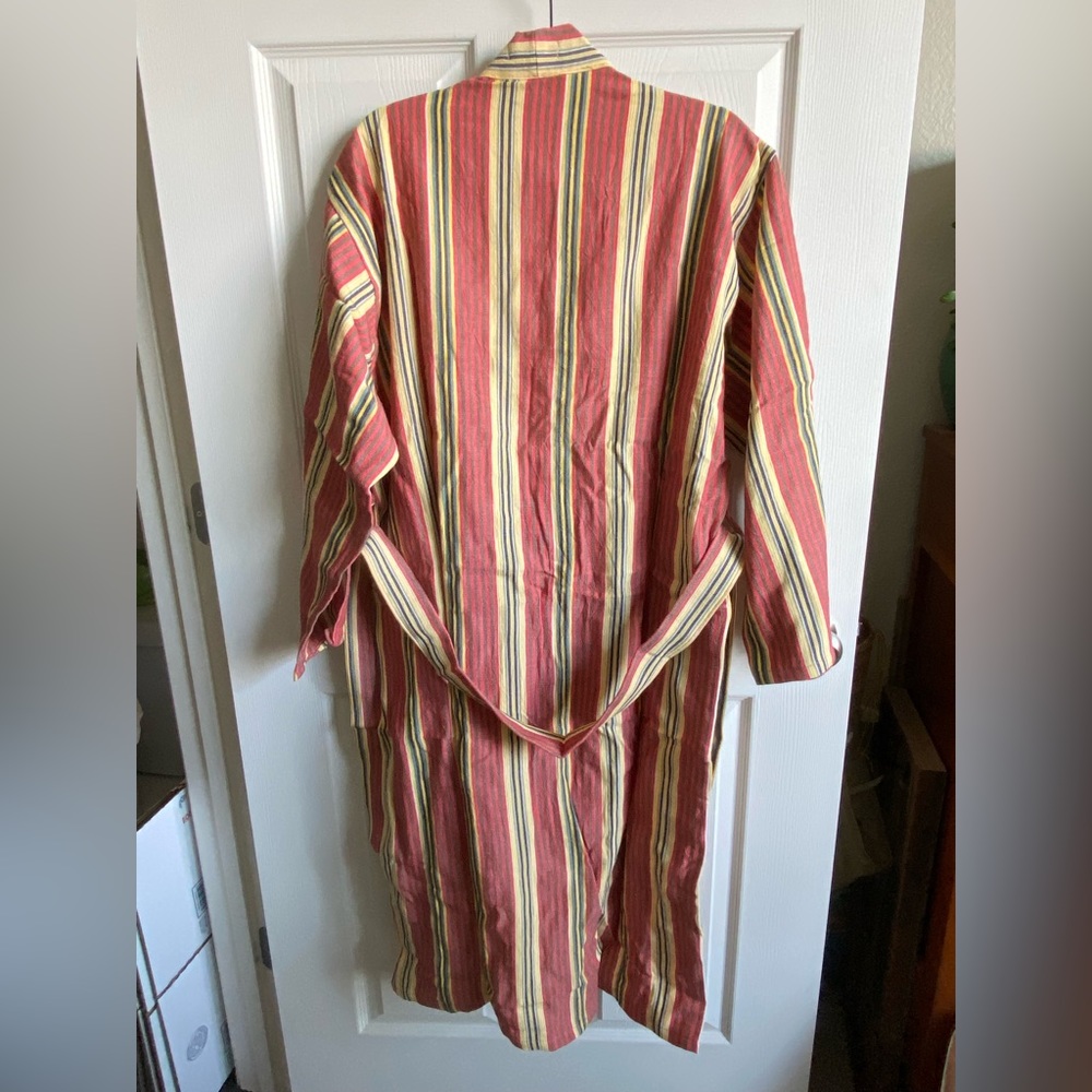 Oddbird Turkish Robe - Picture 2 of 8